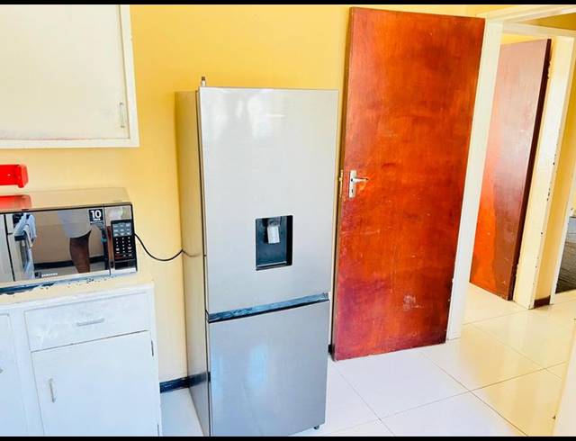 2 BEDROOM APARTMENT FOR SALE IN SASOLBURG